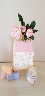 Protège carnet de santé Arc-en-ciel rose