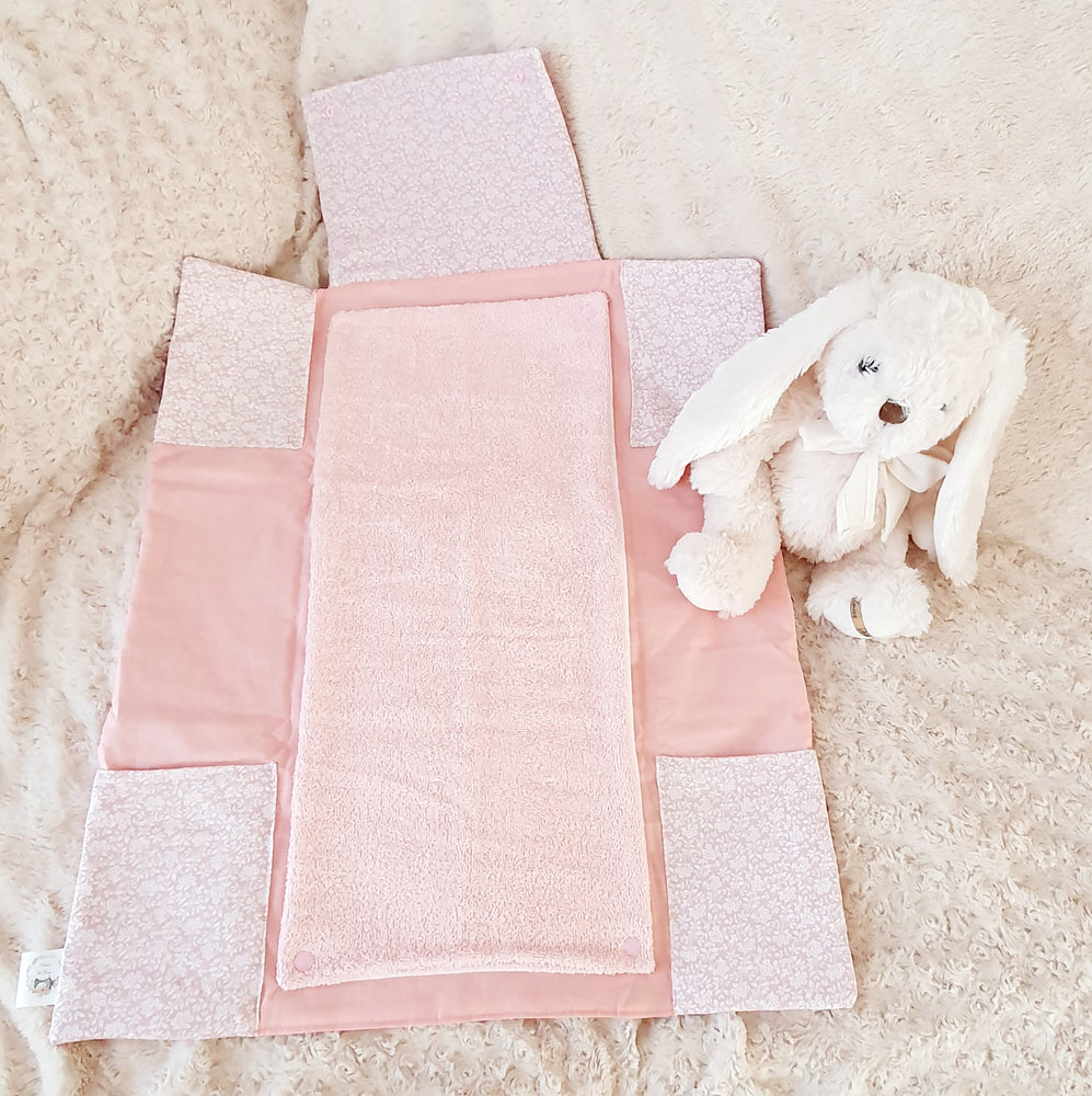 Tapis à Langer Rose à Fleurs Blanche