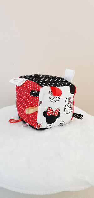 Cube d'éveil "Minnie"