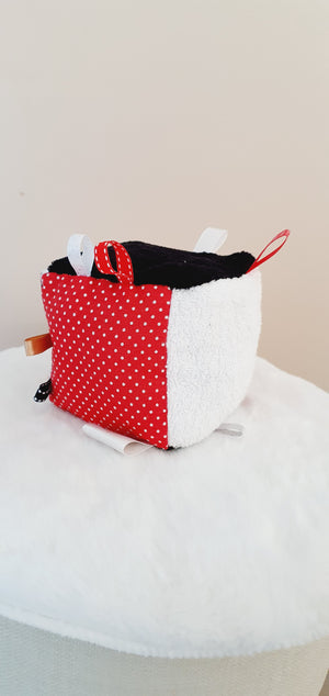 Cube d'éveil "Minnie"