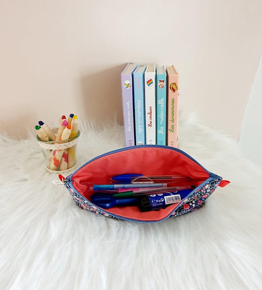 Trousse "Fleurie Bleu Marine"