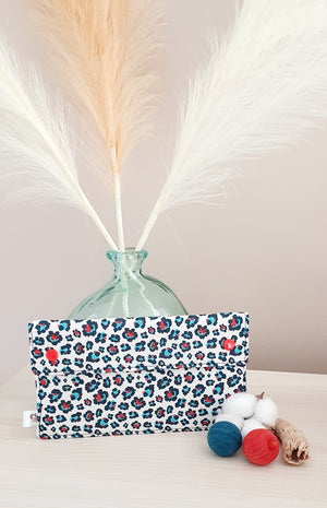 Pochette multi-usages "Léopard Bleu/Rouge"